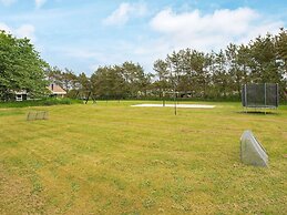 6 Person Holiday Home in Jerup-by Traum