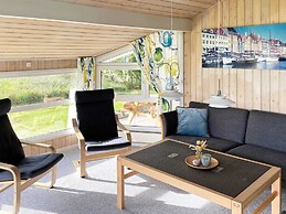 6 Person Holiday Home in Jerup-by Traum