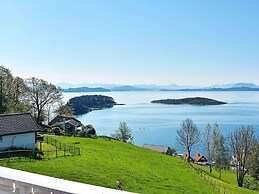 6 Person Holiday Home in Onarheim