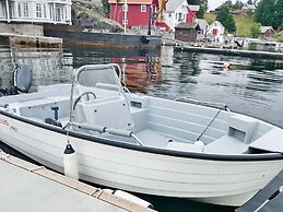 6 Person Holiday Home in Onarheim