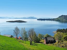 6 Person Holiday Home in Onarheim