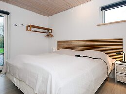 10 Person Holiday Home in Glesborg-by Traum