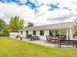 8 Person Holiday Home in Juelsminde-by Traum