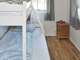 8 Person Holiday Home in Oksvoll