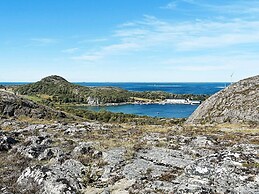 8 Person Holiday Home in Oksvoll