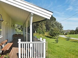 8 Person Holiday Home in Oksvoll