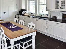 8 Person Holiday Home in Oksvoll