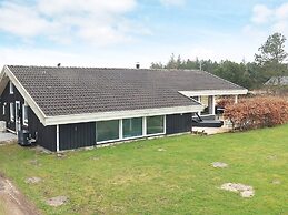 10 Person Holiday Home in Bindslev-by Traum