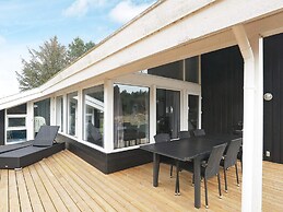 10 Person Holiday Home in Bindslev-by Traum