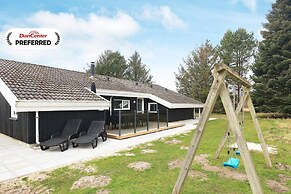 10 Person Holiday Home in Bindslev-by Traum