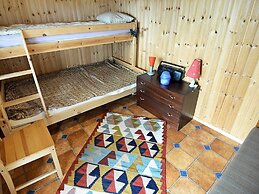 7 Person Holiday Home in Allingsas, Sverige