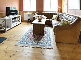 7 Person Holiday Home in Allingsas, Sverige