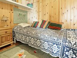 7 Person Holiday Home in Allingsas, Sverige