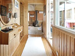 7 Person Holiday Home in Allingsas, Sverige