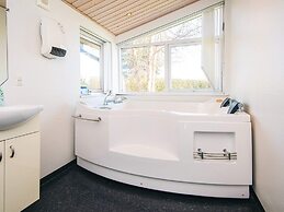 10 Person Holiday Home in Juelsminde-by Traum