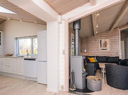 10 Person Holiday Home in Juelsminde-by Traum
