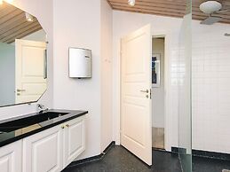 10 Person Holiday Home in Juelsminde-by Traum