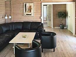10 Person Holiday Home in Juelsminde-by Traum