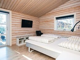 10 Person Holiday Home in Juelsminde-by Traum