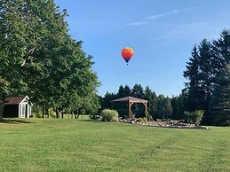Deer Run Lodging House