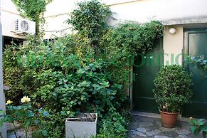 Incredible Entire Apartment With Large Terrace In Distinguished Area, 