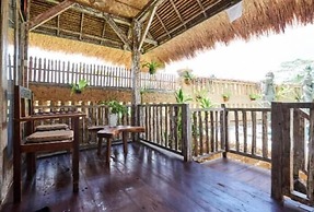 Royal Jj Ubud Resort and Spa Deluxe Room Pool View