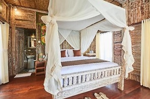 Royal Jj Ubud Resort and Spa Deluxe Room Pool View