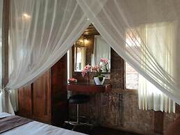 Royal Jj Ubud Resort and Spa Deluxe Room Upper Floor