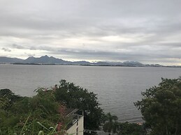 Hotel Pousada Irmãos Freyhardt Galeão