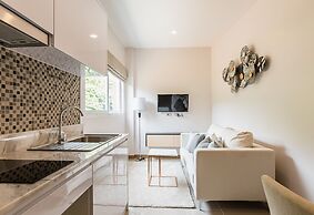 Palmetto Condominium