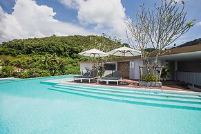 Palmetto Condominium