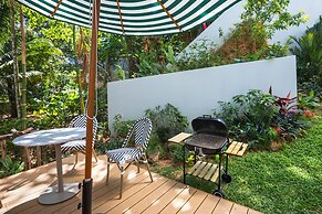 Palmetto Condominium