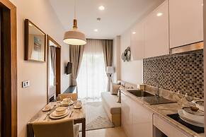 Palmetto Condominium