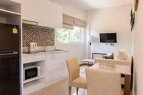 Palmetto Condominium