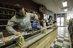 Owashi Lodge - Hostel