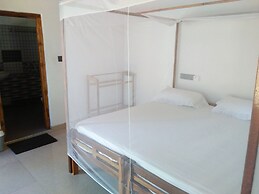 Star Hotel Arugambay