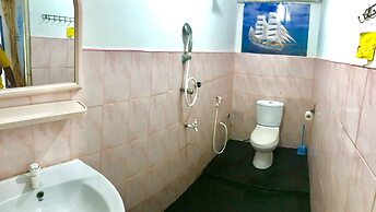 Star Hotel Arugambay