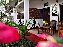 Star Hotel Arugambay