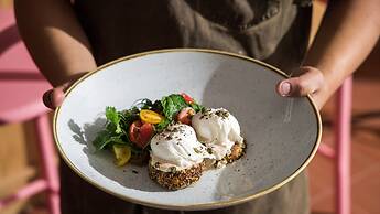 Hotel Indigo Adelaide Markets by IHG