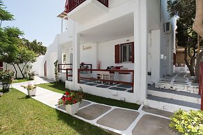 Dimelal Mikonos Downtown Apartments