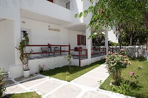 Dimelal Mikonos Downtown Apartments