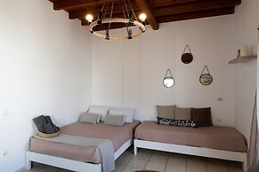 Dimelal Mikonos Downtown Apartments