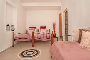 Dimelal Mikonos Downtown Apartments