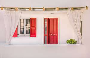 Dimelal Mikonos Downtown Apartments