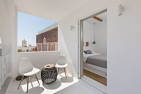 3 Elements by Stylish Stays