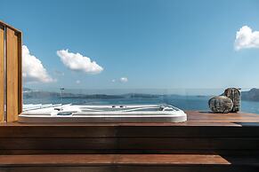 3 Elements by Stylish Stays