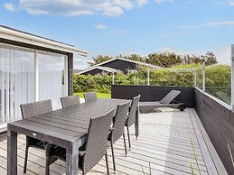 6 Person Holiday Home in Lokken-by Traum