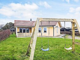 8 Person Holiday Home in Vestervig-by Traum