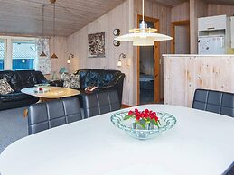 6 Person Holiday Home in Juelsminde-by Traum