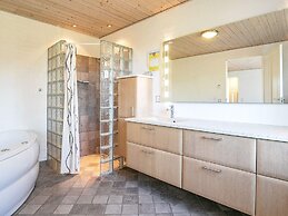 Luxurious Holiday Home in Hurup with Hot Tub